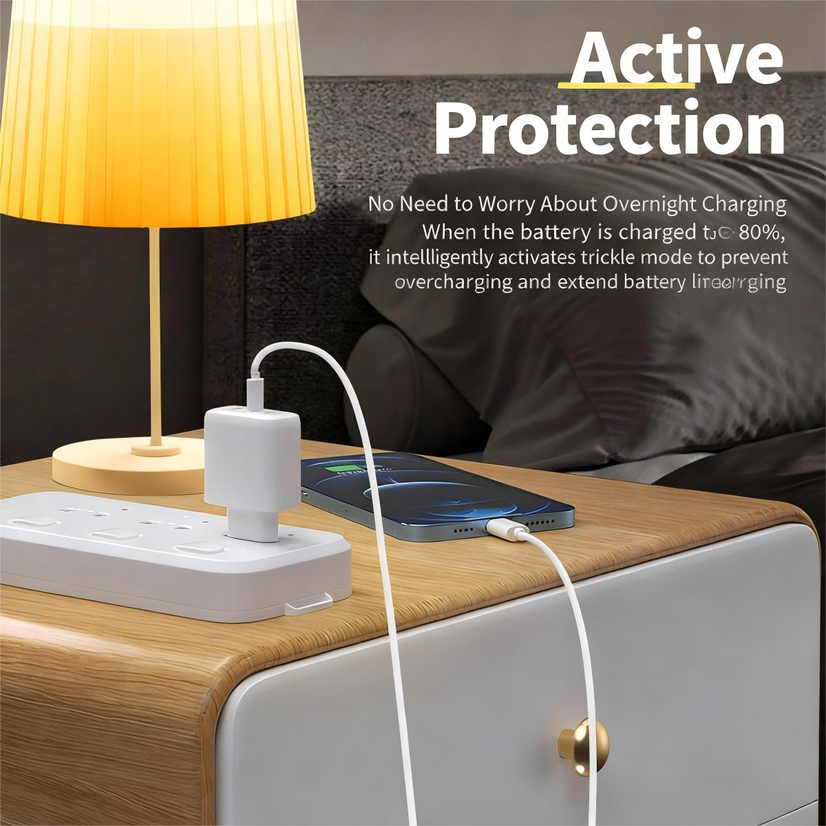 2C1A USB charger with 4-in-1 cable — view 6